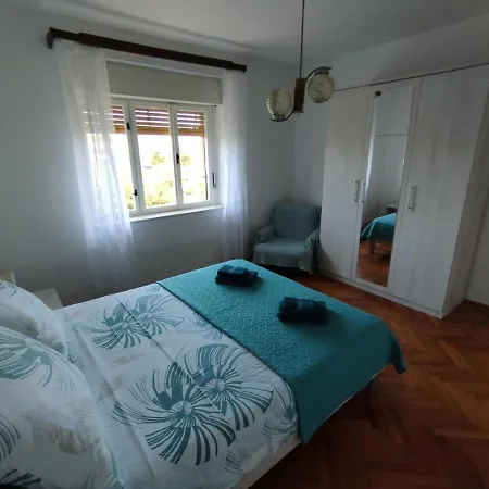 Rotor Appartement Pula